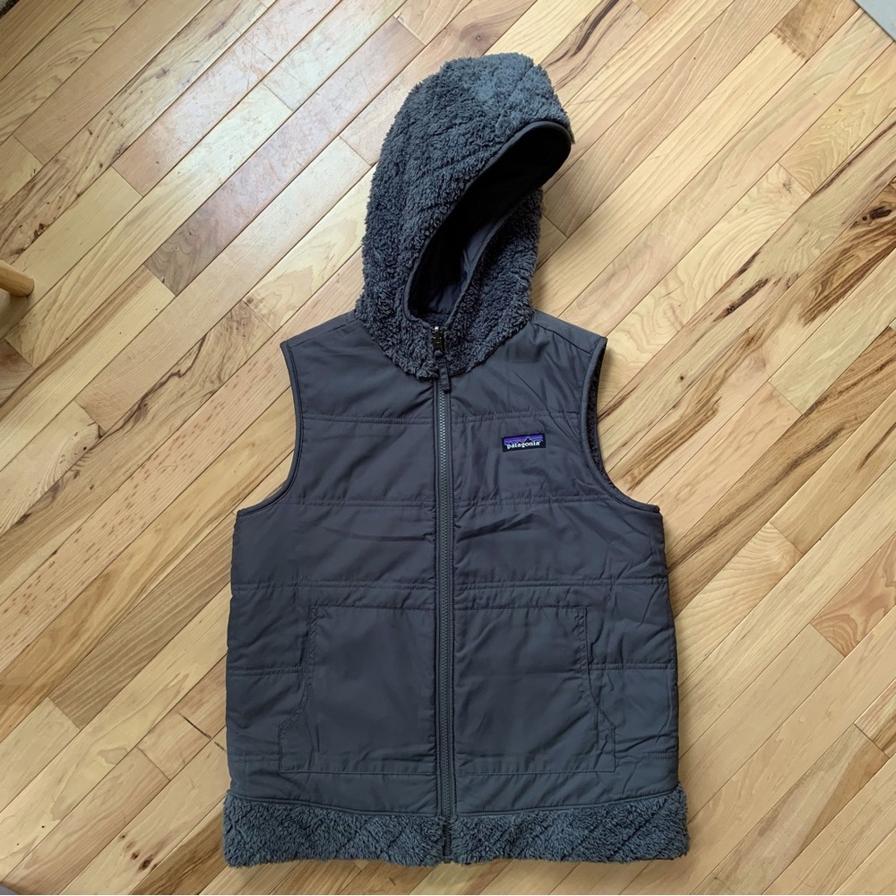 Reversible hooded Patagonia Vest